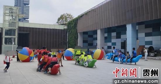 貴陽(yáng)市少年兒童圖書館開展中秋活動(dòng) 關(guān)愛兒童快樂成長(zhǎng)