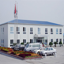 貴州峰譽(yù)鋼結(jié)構(gòu),15180747555 18984185505,貴陽(yáng)彩鋼房,貴陽(yáng)鋼結(jié)構(gòu),貴陽(yáng)電動(dòng)門,貴陽(yáng)活動(dòng)板房,貴陽(yáng)活動(dòng)房,貴陽(yáng)彩鋼房,貴陽(yáng)陽(yáng)光房,貴陽(yáng)彩鋼板房,貴陽(yáng)彩鋼活動(dòng)房,貴陽(yáng)彩板房,貴陽(yáng)崗?fù)?貴陽(yáng)玻璃幕墻,貴陽(yáng)車棚,貴陽(yáng)雨棚,貴陽(yáng)鋼結(jié)構(gòu)廠房,貴陽(yáng)鋼結(jié)構(gòu)庫(kù)房,貴陽(yáng)簡(jiǎn)易大棚